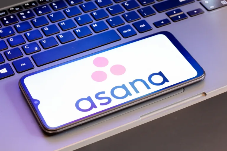 Asana StackAI-ni alaraq AI iş axınlarını gücləndirir