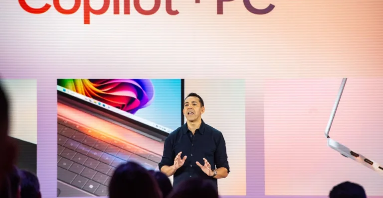Microsoft-un istehlak marketinqi rəhbəri 2026-da ayrılır