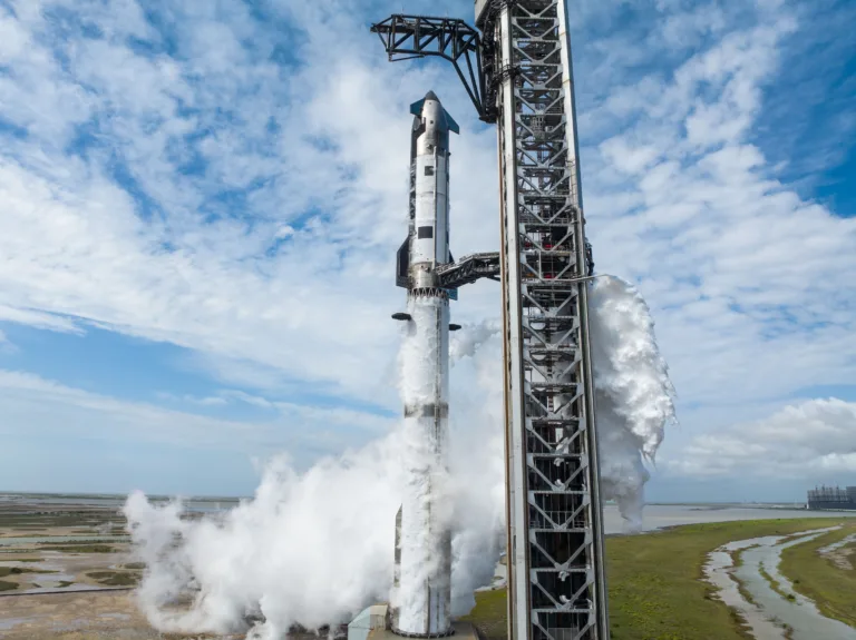 SpaceX SPV investorları paylarını kilid müddətindən sonra öyrənəcək