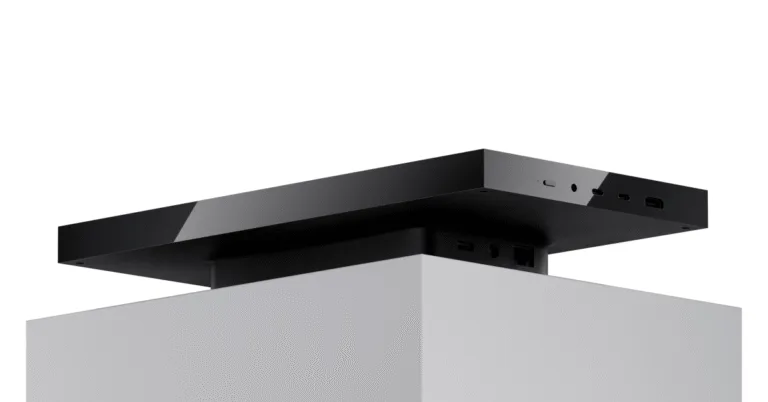 Microsoft inkişafçılar üçün mini Surface Dev Box hazırladı