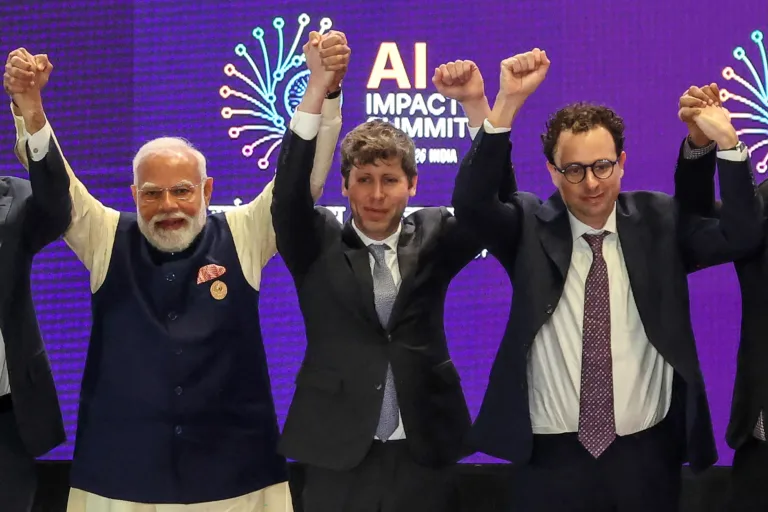 OpenAI IPO üçün gizli müraciətlə bazarı hərəkətə gətirdi