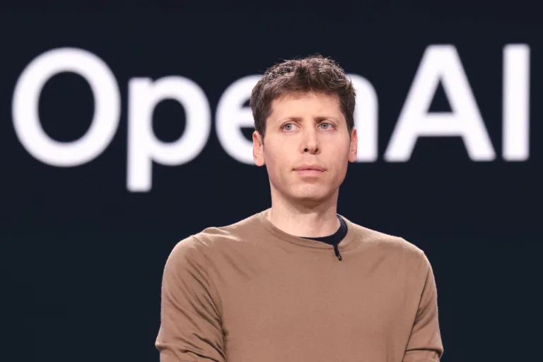 Açıq çəkili modellər OpenAI üçün niyə strateji risk yaradır