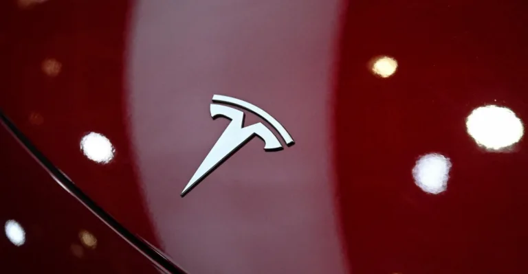 Texasda Tesla qəzası üzrə sürücüyə manslaughter ittihamı